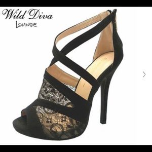 NEW!! Black Lace Heels size 10
